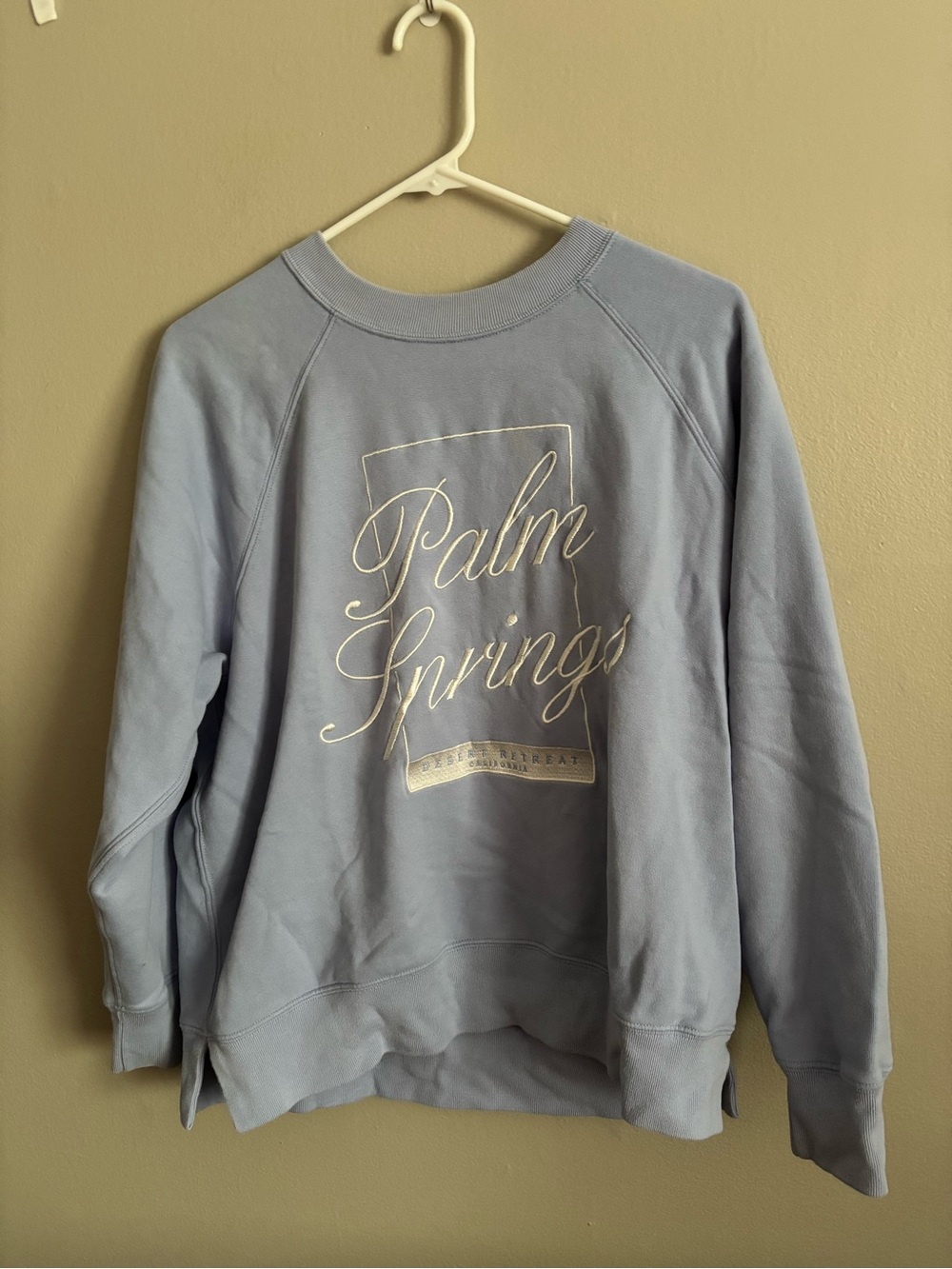 Abercrombie & Fitch Light Lavender "Palm Springs" Crewneck Sweatshirt